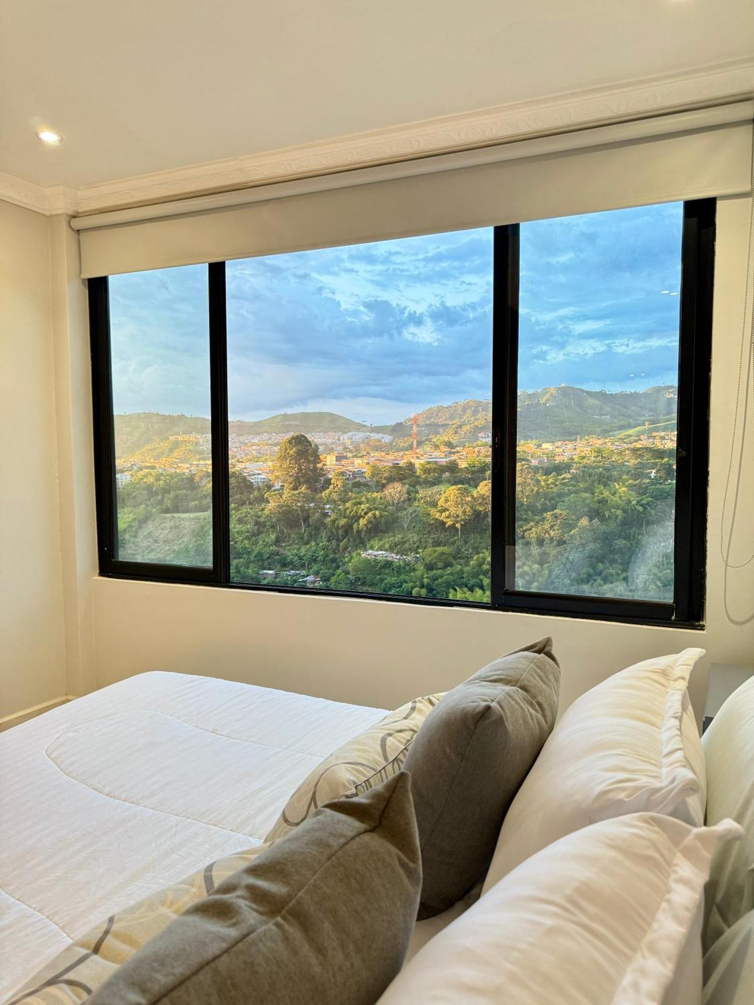 Loft Host Partner Cerca Al Aeropuerto,Expofuturo Y Ukumari Apartment Pereira Bagian luar foto