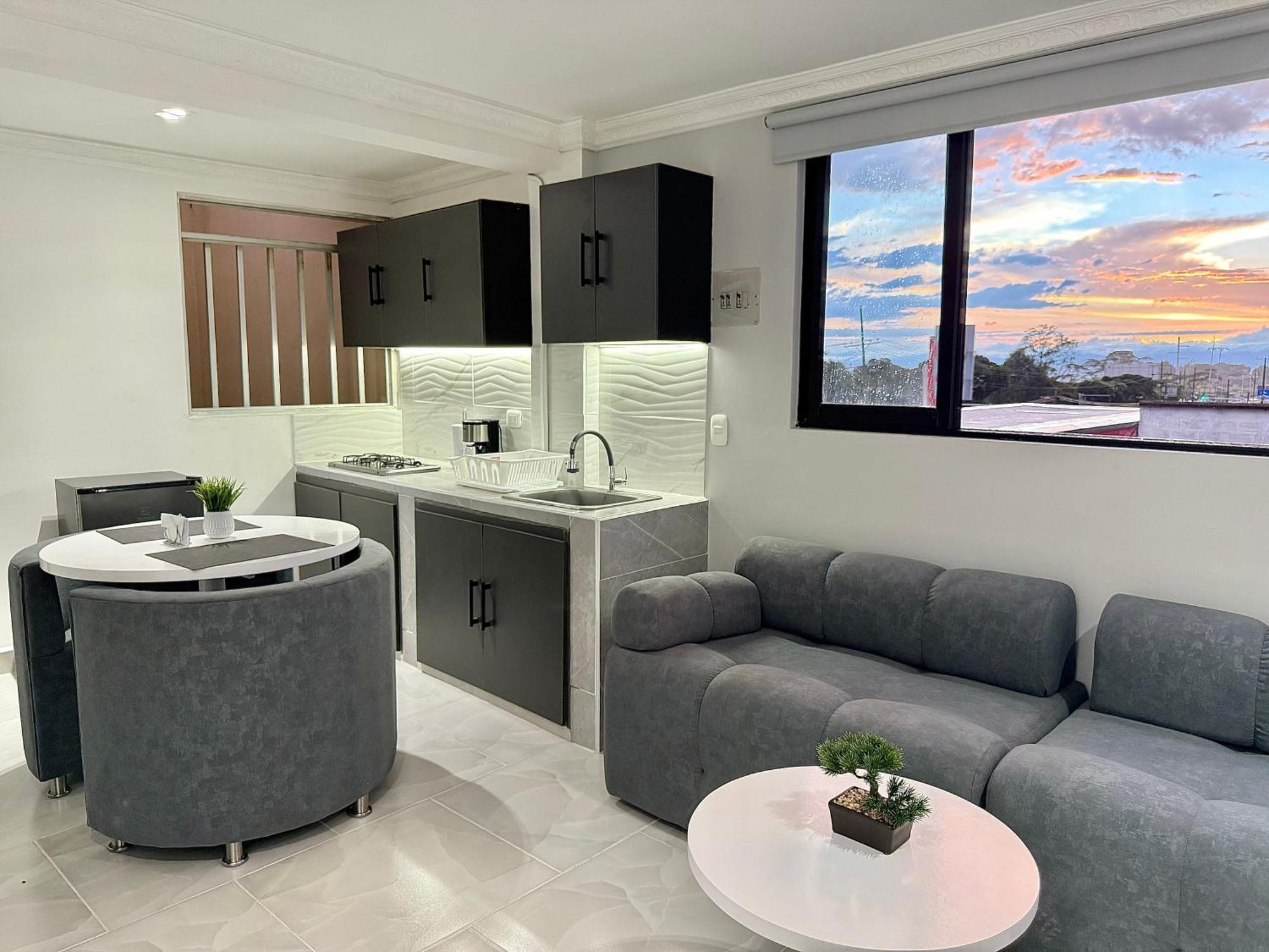 Loft Host Partner Cerca Al Aeropuerto,Expofuturo Y Ukumari Apartment Pereira Bagian luar foto